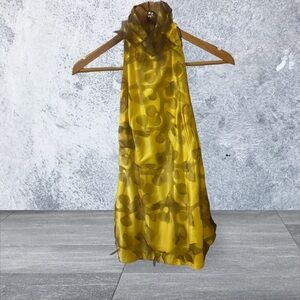 KOEL size small. Backless top with zipper. New With Tags